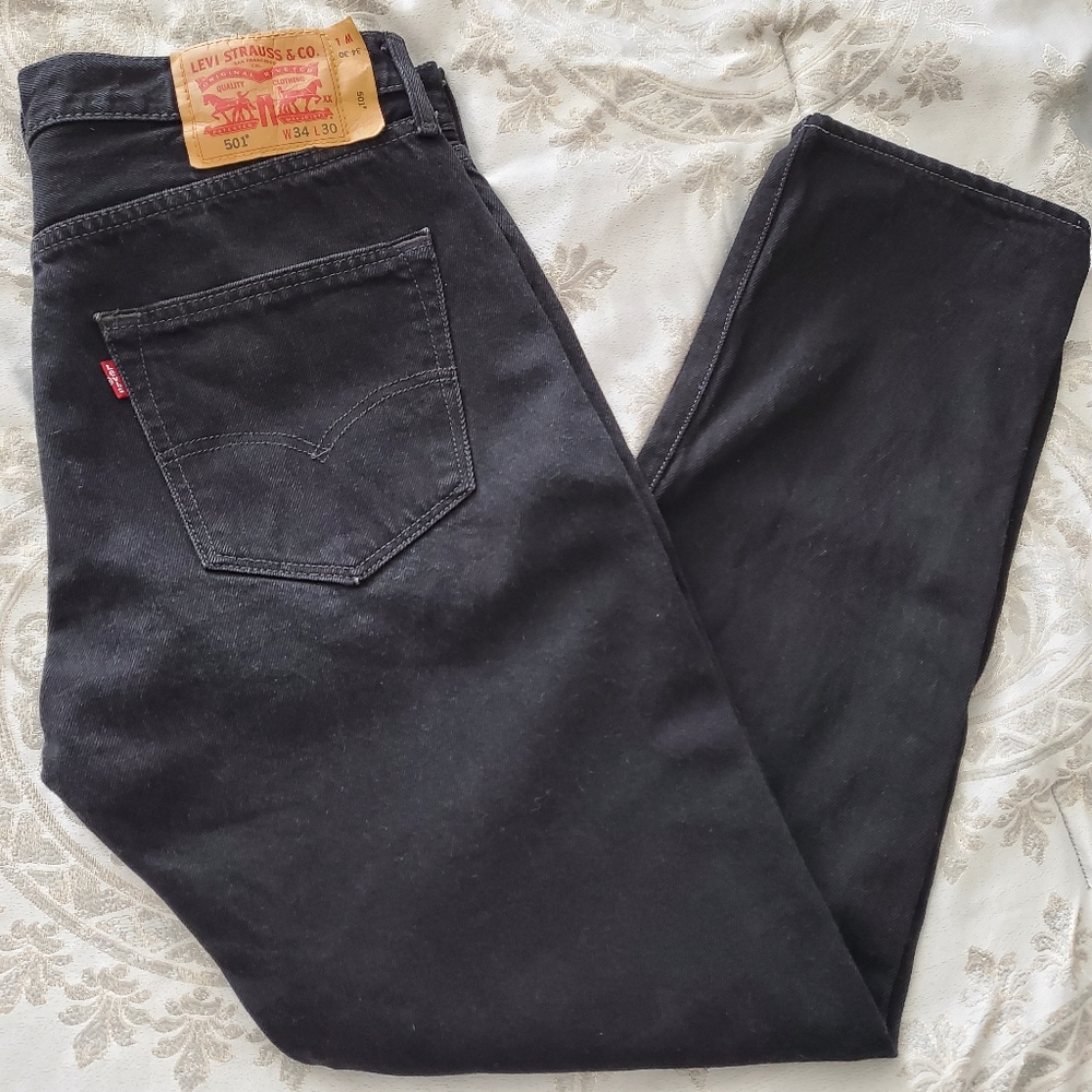 Men's clothing